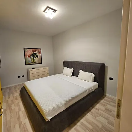Apartamento My Apartments Tirane