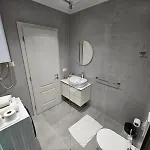My * 地拉那